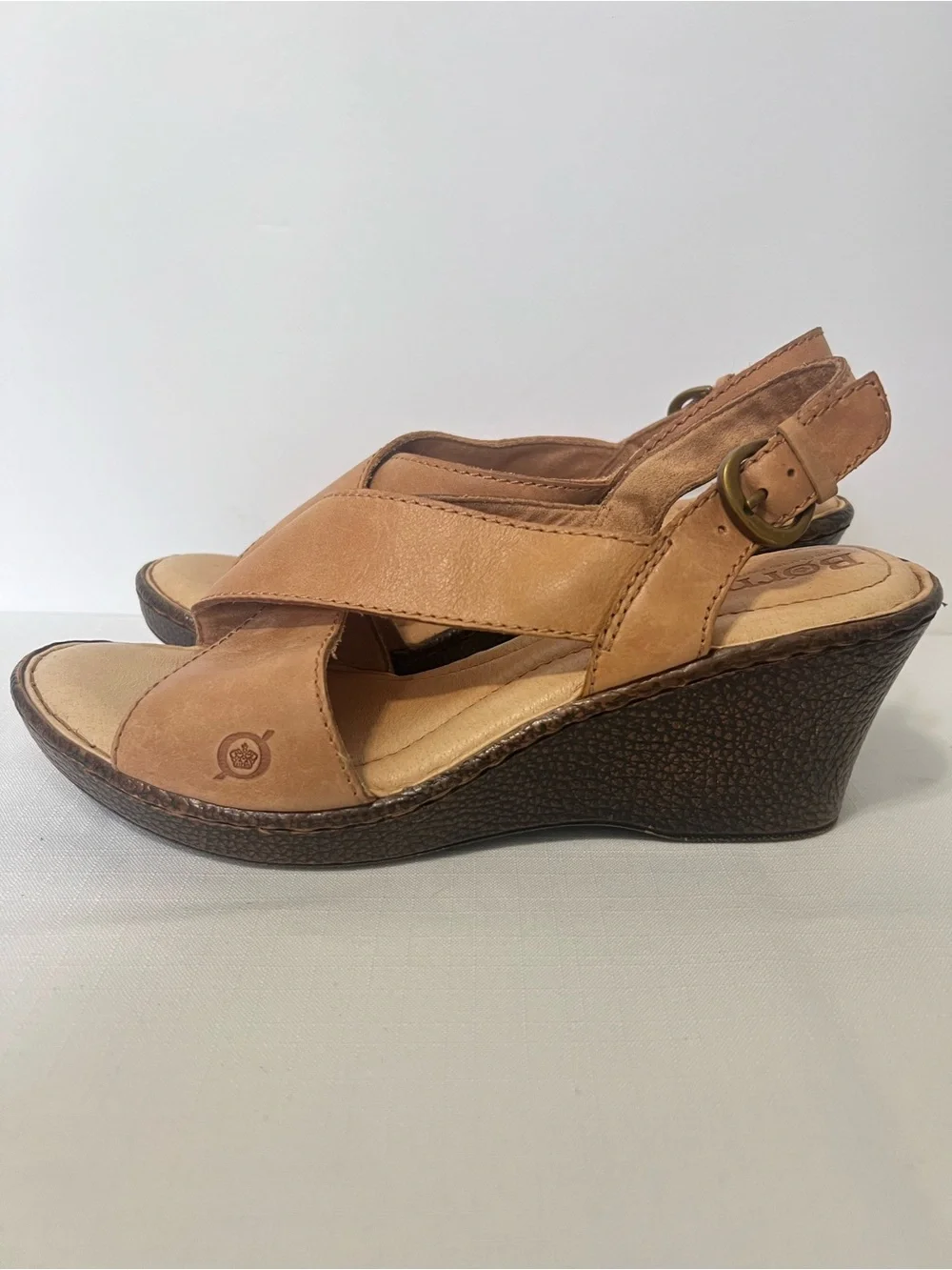 Born buckle leather